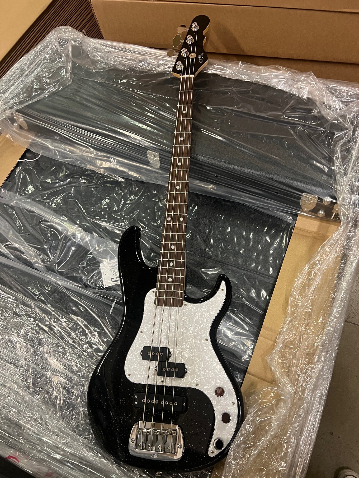 G&L SB-2 Galaxy Black / Caribbean Rosewood